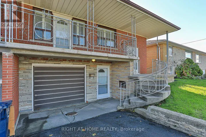 125 SHOREHAM DRIVE, Toronto (Black Creek), Ontario M3N1S8