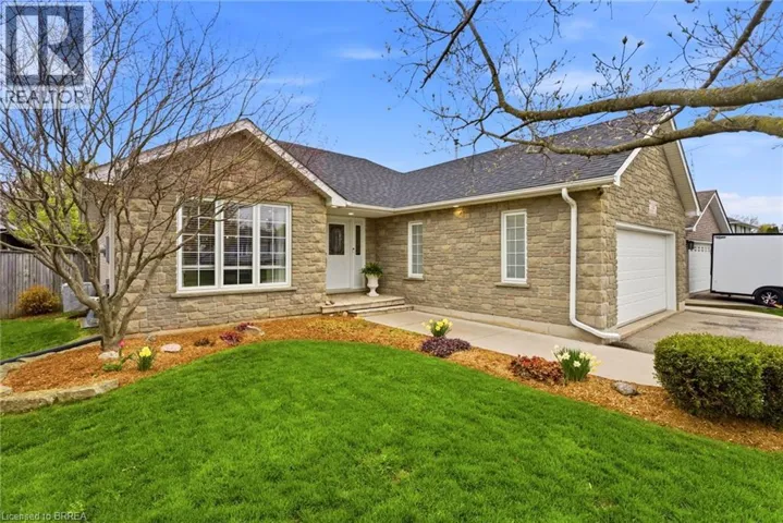 33 MARGARET Drive, St. George, Ontario N0E1N0