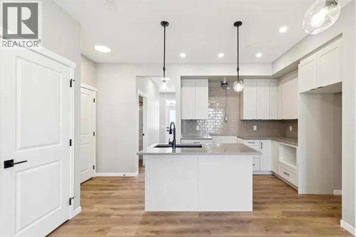 537 Hotchkiss Drive SE, Calgary, Alberta T3S0N5