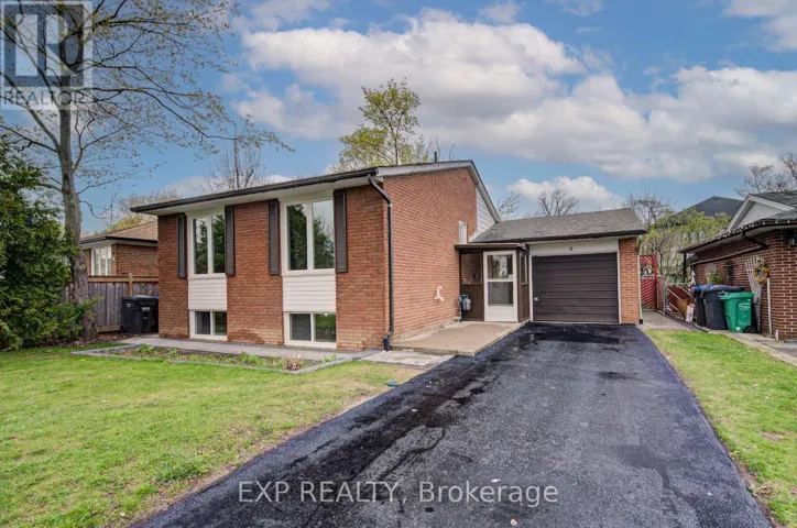 8 SANFORD CRESCENT, Brampton (Northwood Park), Ontario L6X2C3