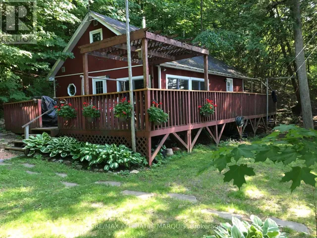102 KEEPSAKE LANE, Rideau Lakes, Ontario K0G1X0