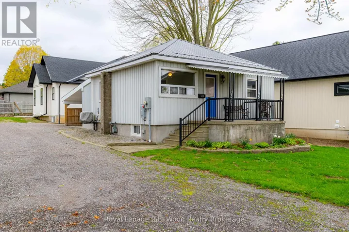 22 NORTH STREET E, Tillsonburg, Ontario N4G1B3