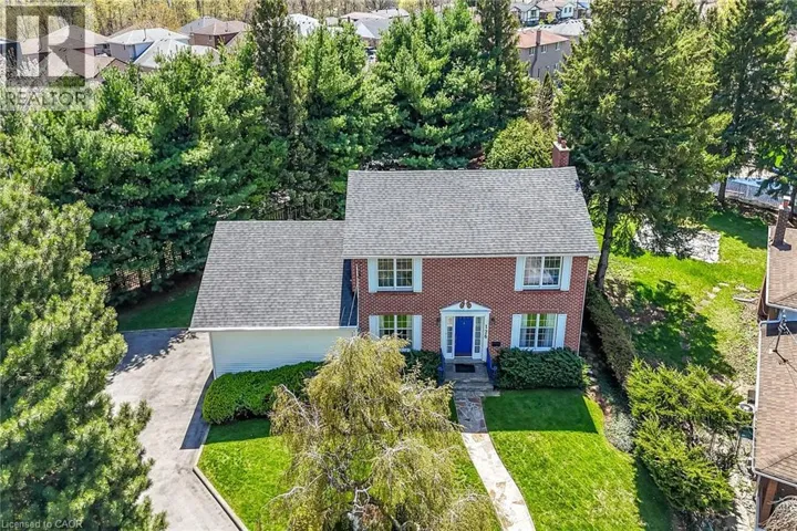 126 FOREST HILL Crescent, Hamilton, Ontario L8K5V4