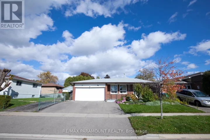 UPPER - 19 HORNE DRIVE, Brampton (Brampton North), Ontario L6V2V1