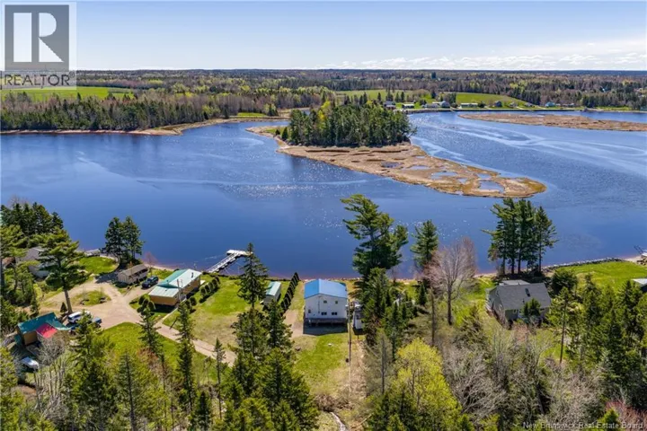 28 Irving Beach Lane, Baie Verte, New Brunswick E4M2Y5