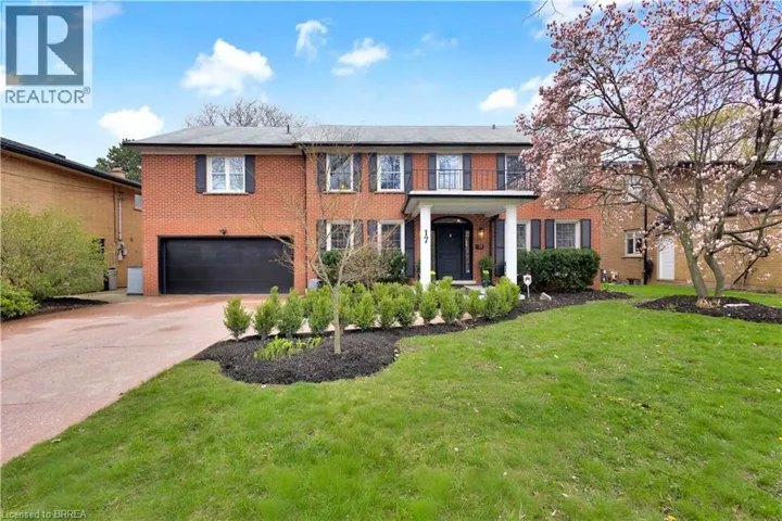 17 BRAEMAR Place, Hamilton, Ontario L9C1C9