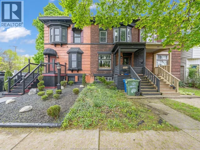 426 BRUCE AVENUE, Windsor, Ontario N9A4W7