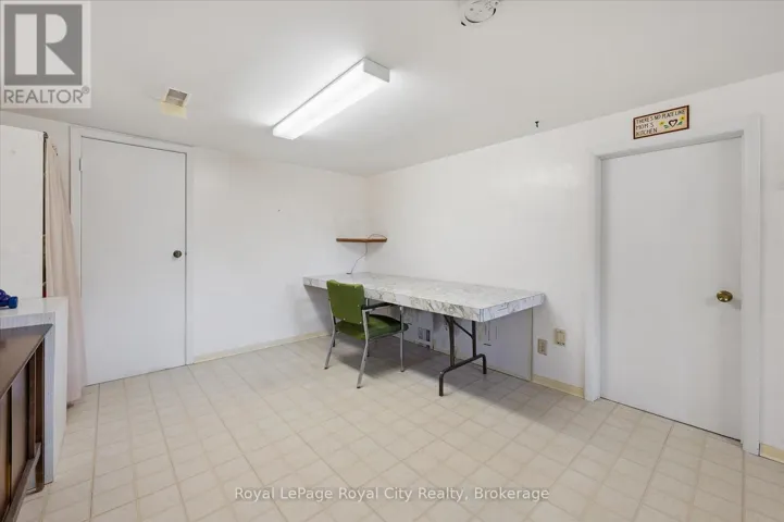 780