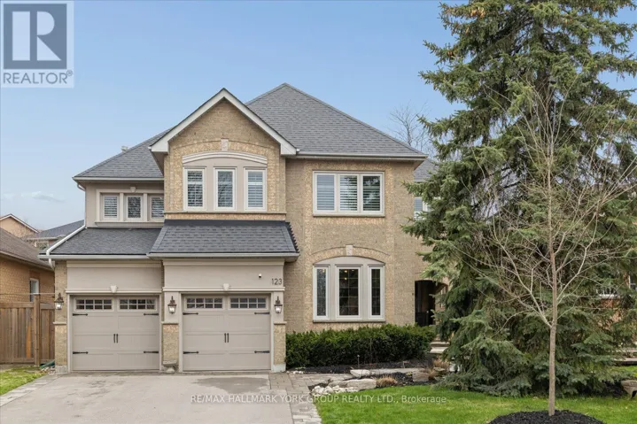 123 BROOKEVIEW DRIVE, Aurora (Aurora Highlands), Ontario L4G6R5