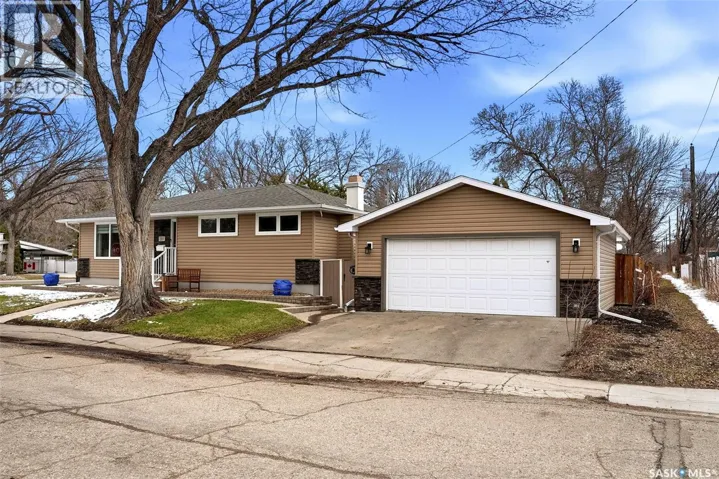 201 Shannon ROAD, Regina, Saskatchewan S4S5H8