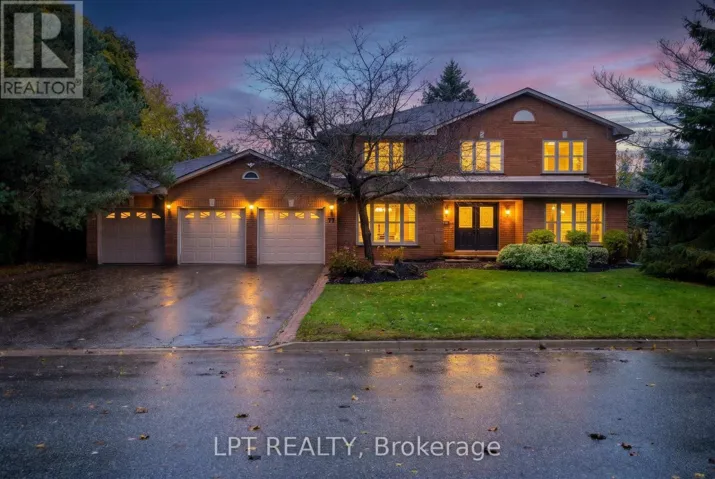 35 DENNIS DRIVE, King (King City), Ontario L7B1C8