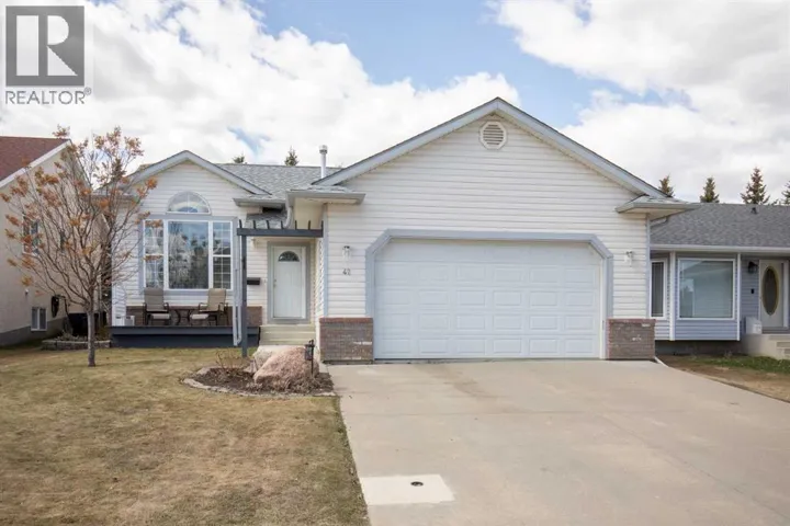 42 Riviera Drive, Lacombe, Alberta T4L2H7
