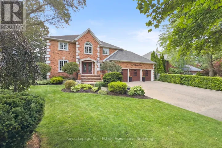 1617 TIPPERARY COURT, Mississauga (Sheridan), Ontario L5H3Z5