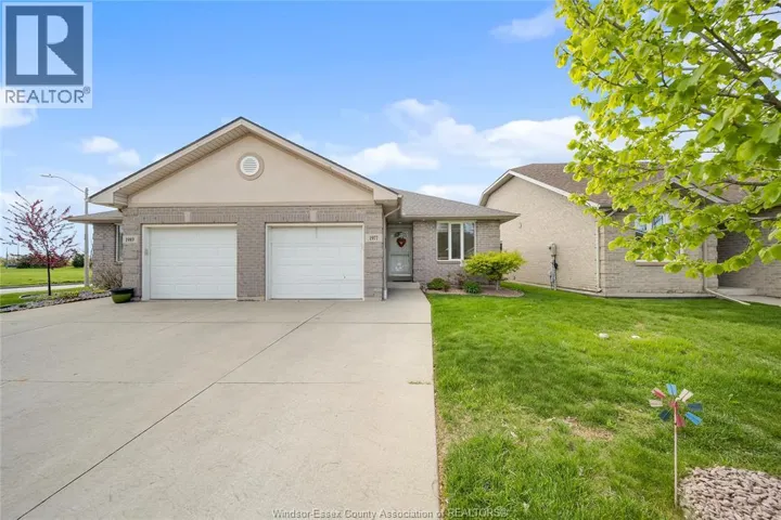 1977 KIRKLAND AVENUE, Windsor, Ontario N8P1P7