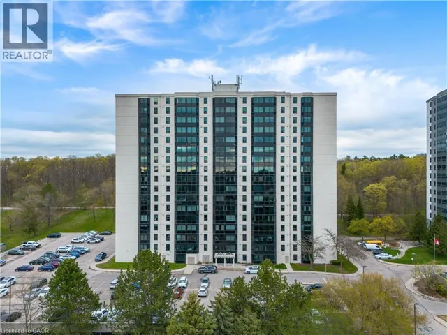 35 GREEN VALLEY Drive Unit# 502, Kitchener, Ontario N2P2A5