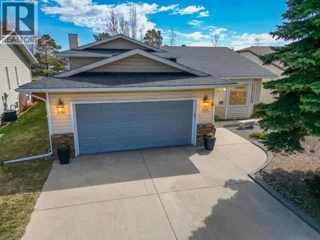 25 Gilbert Crescent, Red Deer, Alberta T4P3L3
