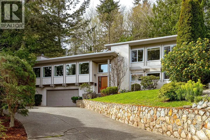 4816 Sea Ridge Dr, Saanich, British Columbia V8Y3B6