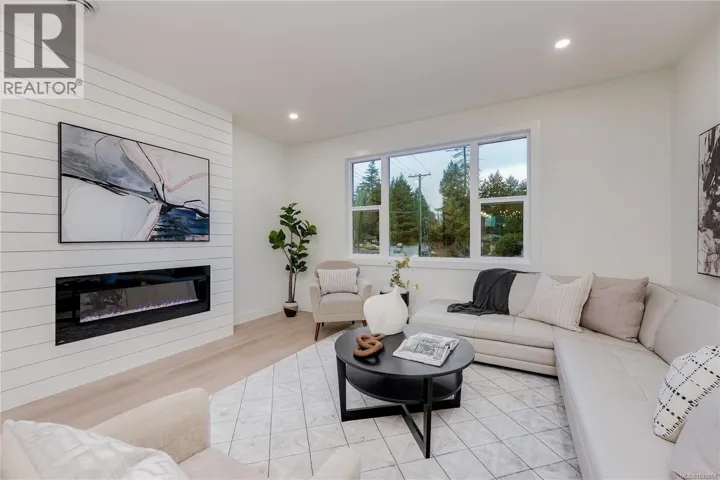 113 960 Jenkins Ave, Langford, British Columbia V9B2N7