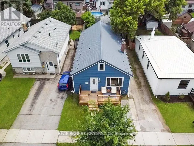 104 DELAWARE STREET, London East (East M), Ontario N5Z2N5