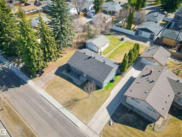 8507 149 ST NW, Edmonton, Alberta T5R1B3