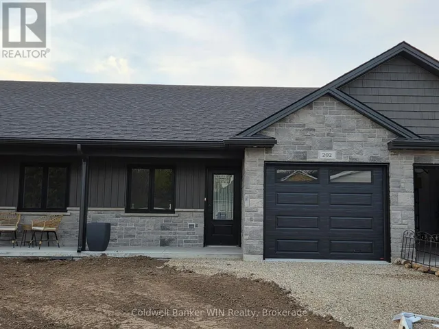 202 ELGIN STREET, Minto, Ontario N0G2P0