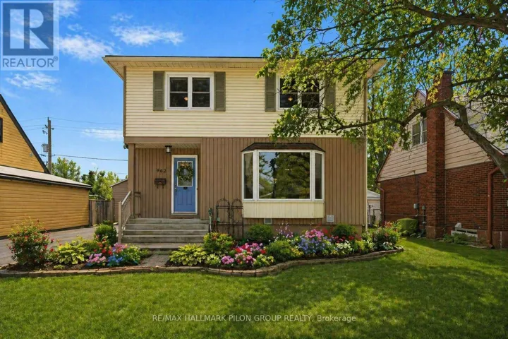 962 WESTON DRIVE, Ottawa, Ontario K1G1X2