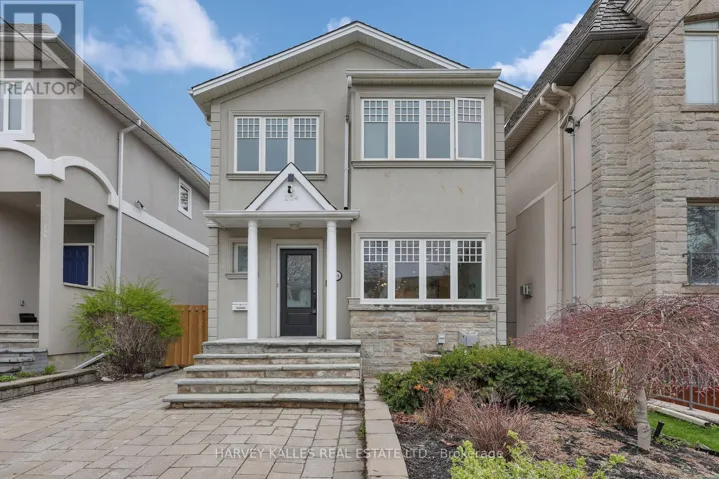 204 BROOKE AVENUE, Toronto (Bedford Park-Nortown), Ontario M5M2K6