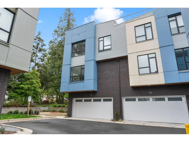 9 5858 132 STREET, Surrey, British Columbia V3X1N1