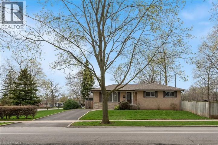 434 HAMPTON HEATH Road, Burlington, Ontario L7L4R5