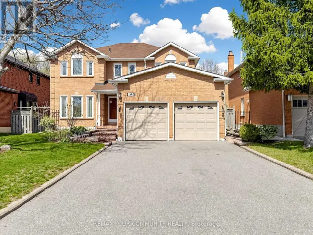 142 WATERSIDE CRESCENT, Vaughan (Maple), Ontario L6A1V2