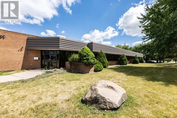 11 AUTOMATIC ROAD E, Brampton (Gore Industrial North), Ontario L6S4K6