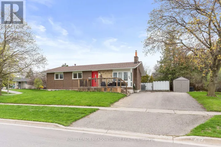 24 GOWER ROAD, Halton Hills (Georgetown), Ontario L7G1E5