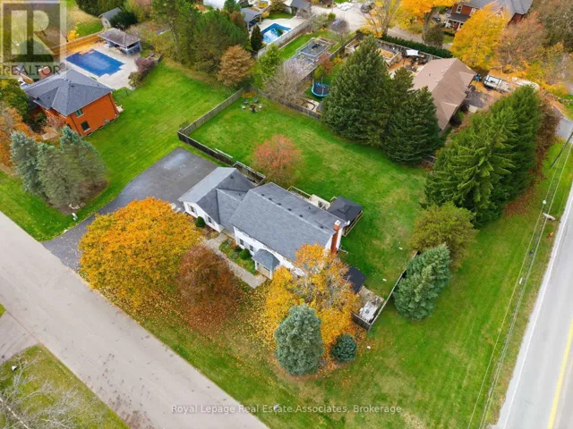 1 MEANDER CLOSE, Hamilton (Carlisle), Ontario L0R1H1