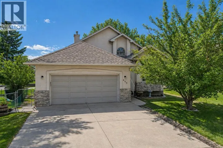 405 Lakeside Greens Place, Chestermere, Alberta T1X1C6