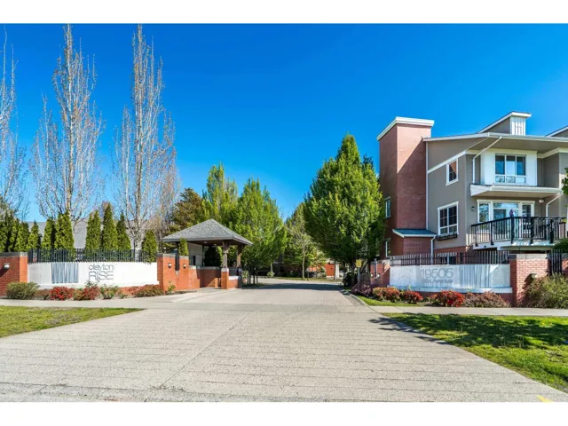 26 19505 68A AVENUE, Surrey, British Columbia V4N6K3
