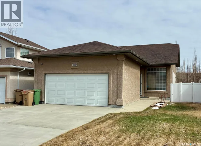 2839 Sunninghill CRESCENT, Regina, Saskatchewan S4V0N7