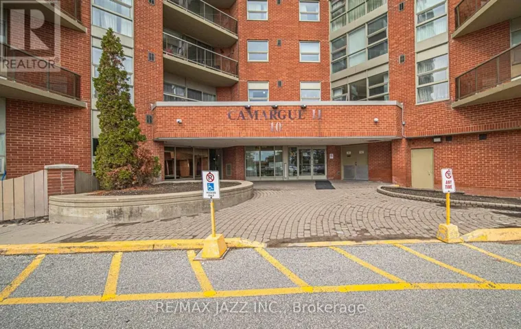 318 - 10 DEAN PARK ROAD, Toronto (Rouge), Ontario M1B3G8