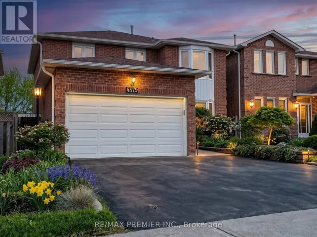 4579 GUILDWOOD WAY, Mississauga (Hurontario), Ontario L5R1Z2