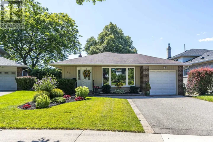 23 BIRCHLEAF CRESCENT, Toronto (Willowridge-Martingrove-Richview), Ontario M9R2L5
