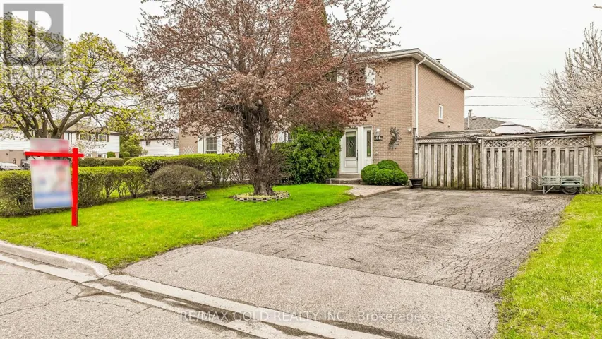 64 DALRAITH CRESCENT, Brampton (Southgate), Ontario L6T2X5
