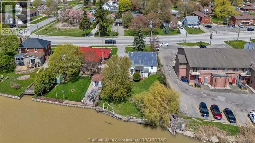 204 Margaret AVENUE, Wallaceburg, Ontario N8A2A1