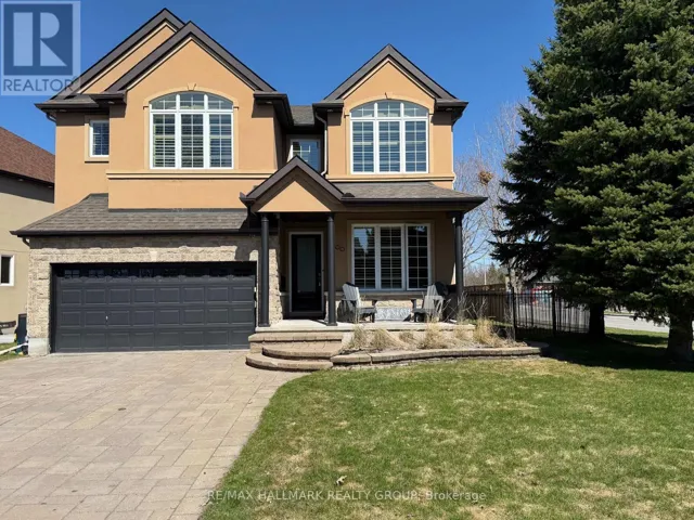 300 AMITA CRESCENT, Ottawa, Ontario K2C4H9