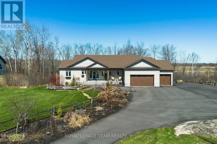 26 SYNERGY WAY, Ottawa, Ontario K2W0K3