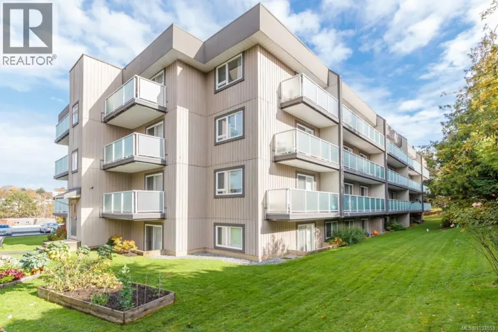 210 3240 Glasgow Ave, Saanich, British Columbia V8X1M2