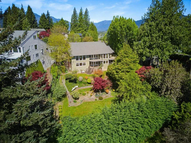 10026 FALCON CRESCENT, Little Mountain, Chilliwack, British Columbia V2P7R3