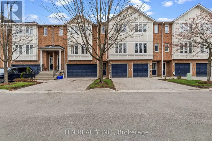 211 - 83 MONDEO DRIVE, Toronto (Dorset Park), Ontario M1P5B6