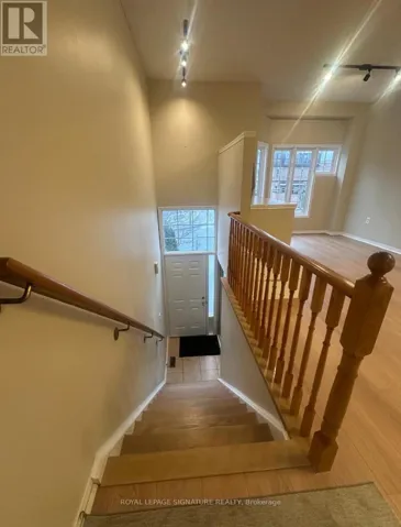 170 DAWES ROAD, Toronto (Crescent Town), Ontario M4C5C4