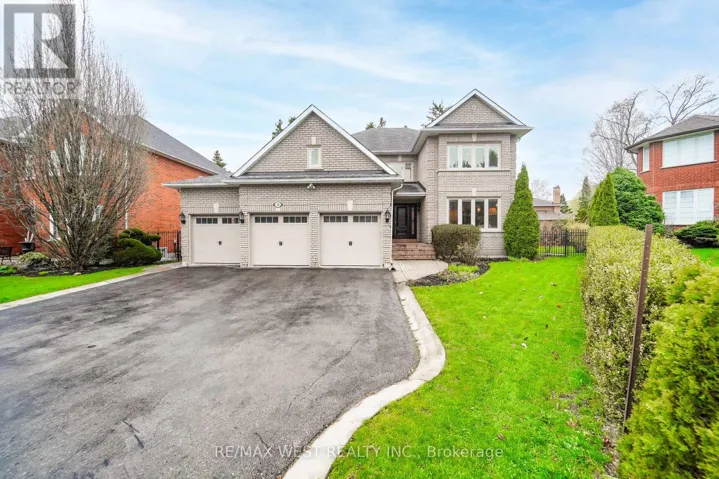 31 GARRIOCK COURT, Vaughan (Islington Woods), Ontario L4L8S7