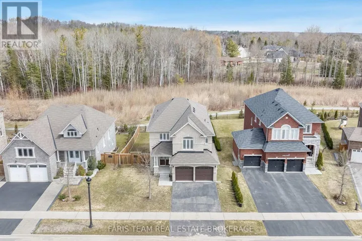 33 PEARL STREET, Wasaga Beach, Ontario L9Z0G9