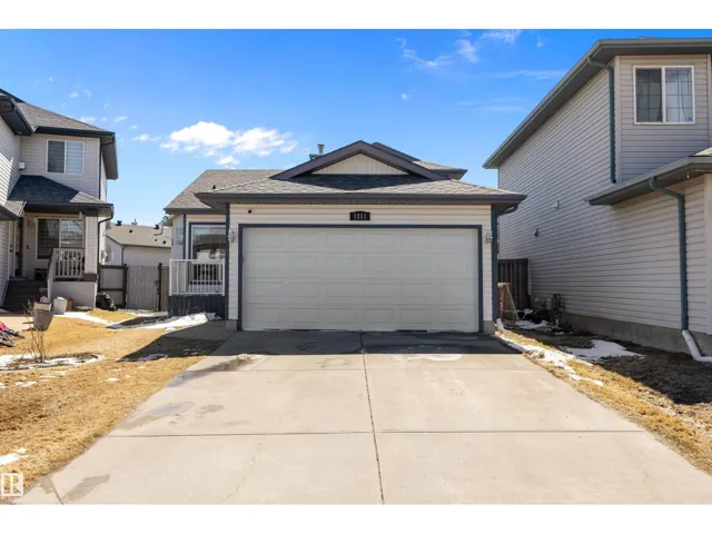 1811 37 AV NW, Edmonton, Alberta T6T1S6